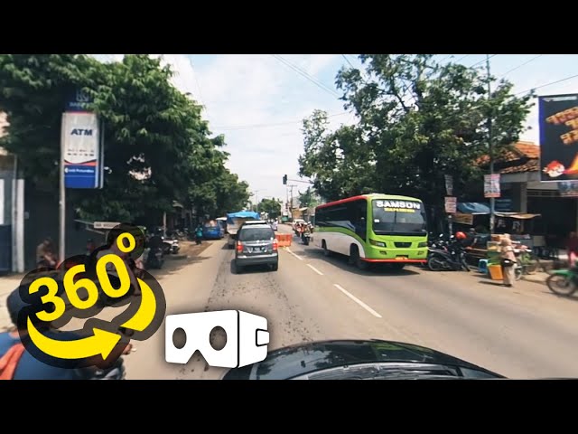 Melintas di Paduraksa Pemalang | Video 360 Derajat