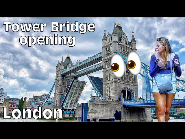 London, Tower Bridge Opening and Closing Scenes, London Walk 2022, England, 4k