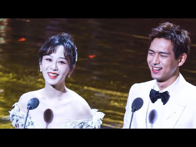 Finally! Li Xian & Yang Zi Reunite at the 2021 China Quality TV Drama Awards (Clear Fancam)