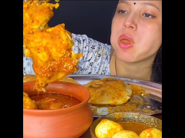 ASMR: EATING SPICY CHICKEN CURRY🔥 PURI/LUCHI || #shorts #mukbangn#asmreating #mukbangasmr #asmr