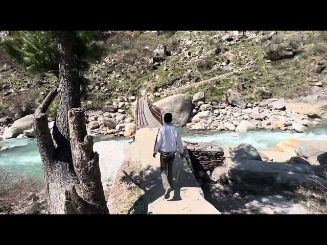 Tosh Valley river crossing 🔥🏔 | Tosh | Himanchal Pradesh #toshvalley#tour #vlog #travel #river