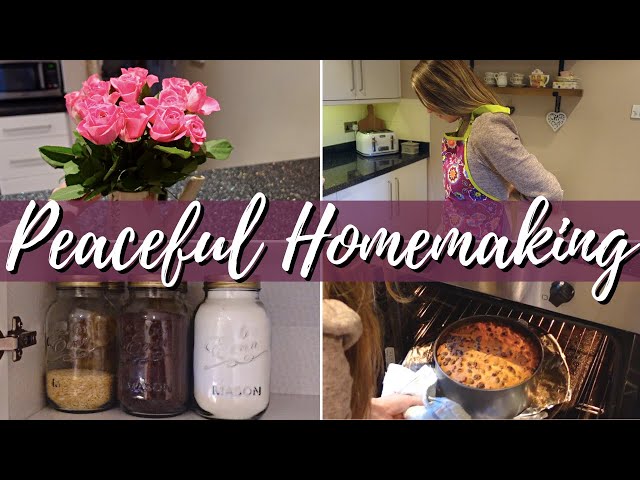 Peaceful homemaking winter vlog - slow living, baking christmas cake & english cottage life