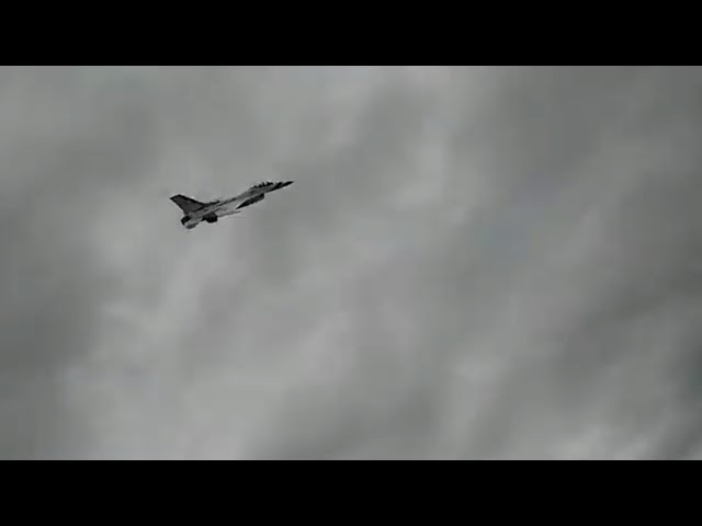 F-16 SONIC BOOM