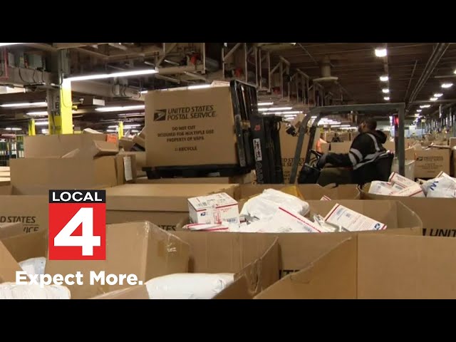 USPS suspends packages from China, Hong Kong following Tump's order