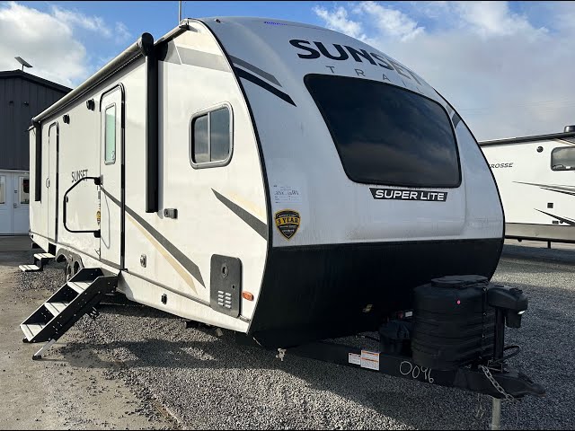 Used 2024 CrossRoads RV Sunset Trail SS269FK