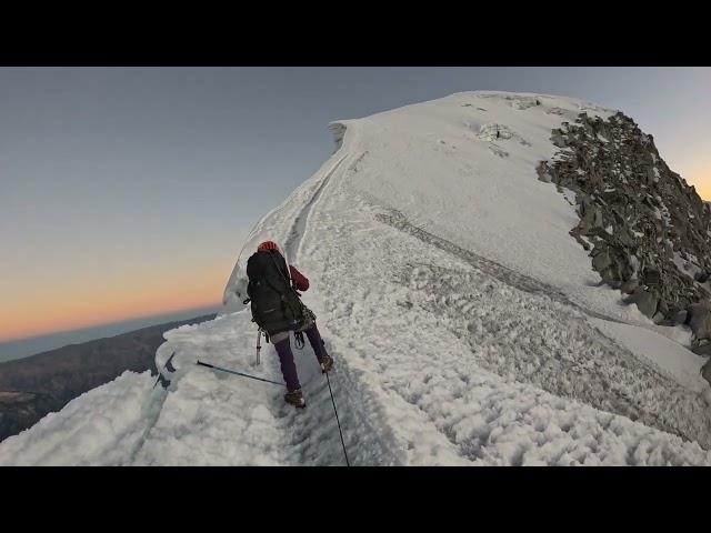 Vallunaraju ridge