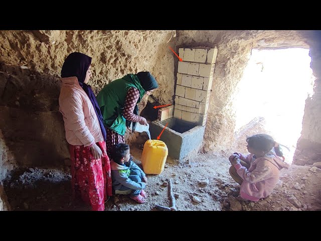 The skilled hands of a single mother: The water spring she found in the cave surprised her