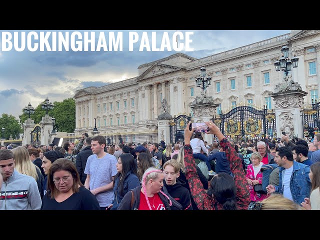 London Walk - Sep 2022 | Walking tour in Central London |Oxford Street to Buckingham Palace [4K HDR]