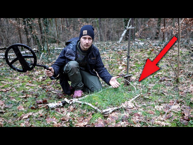 MORE GRAVES discovered with metal detector!! 🤯 (The end of the treasure hunt in the cemetery forest)