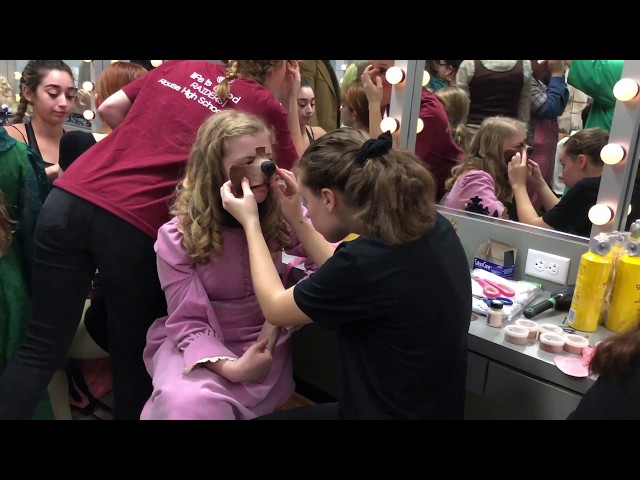 Rouse Theatre Provides Behind the Scenes Look at "Shrek the Musical"