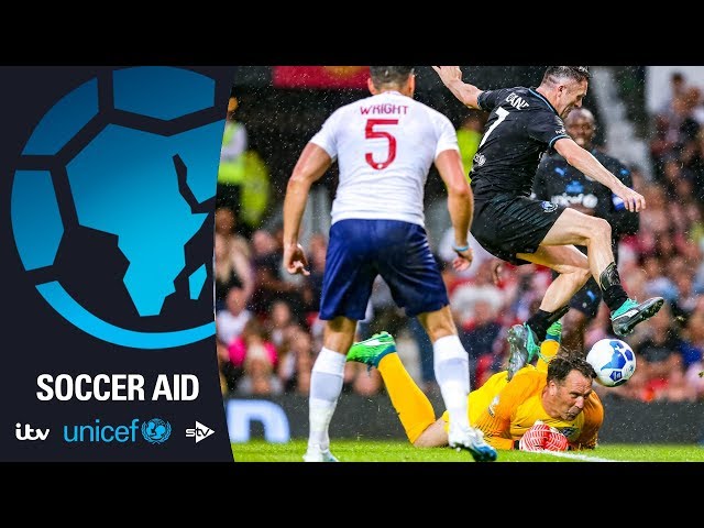 Robbie Keane scores first goal for Team Usain | Soccer Aid for Unicef