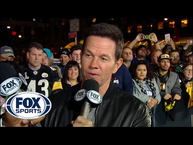 Mark Wahlberg stops by Thursday Night Football to talk Patriots and Red Sox | FOX SPORTS