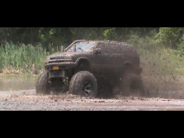 The Bounty Hole Killer Twisted The Mega Mud Jeep