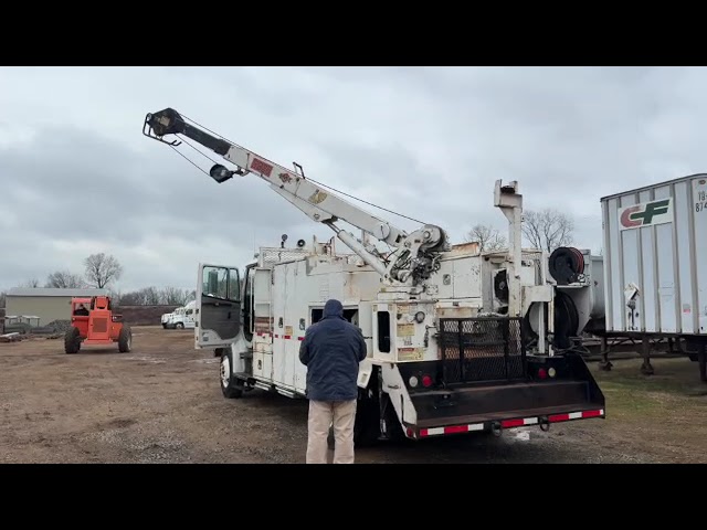 Lot 1583 - 2002 Freightliner Hi-Rail Service Truck with boom