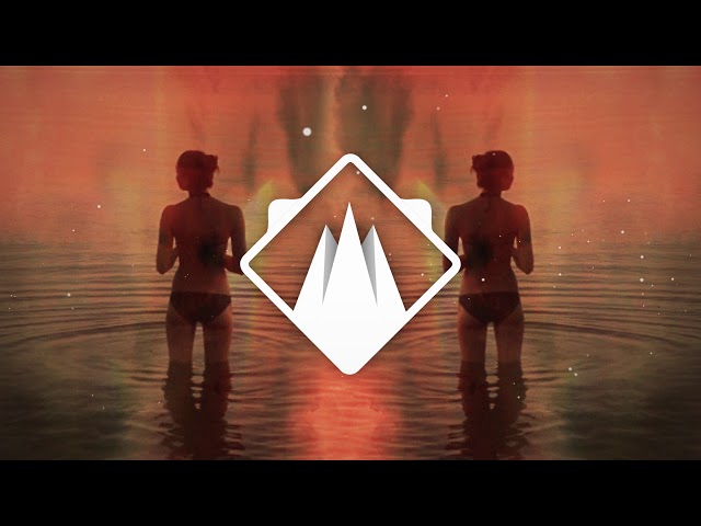 Sander W. & Alex Brandt - Moment (Ft. Chris George)