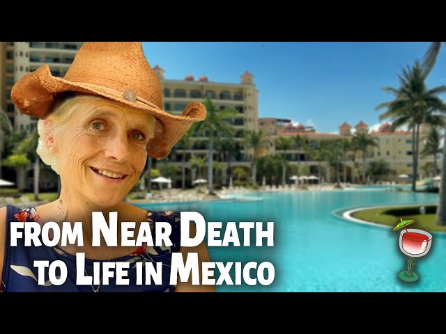 She NEARLY DIED, then moved to Puerto Vallarta 🌴🌴