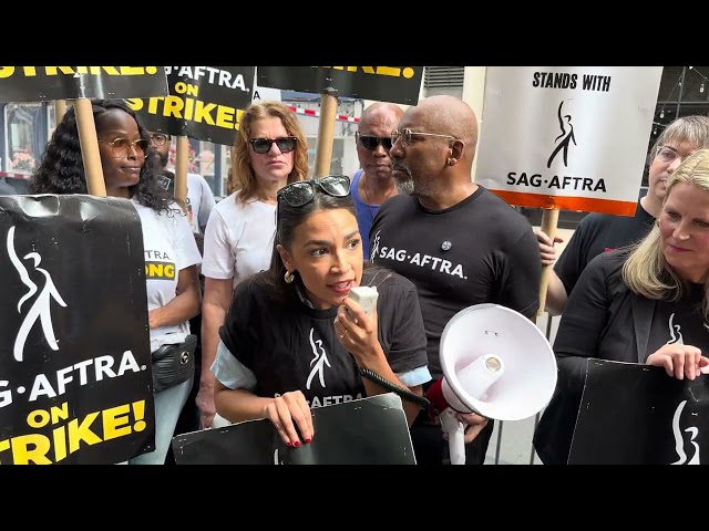 Alexandria Ocasio-Cortez gives a passionate speech at SAG-AFTRA strike in New York