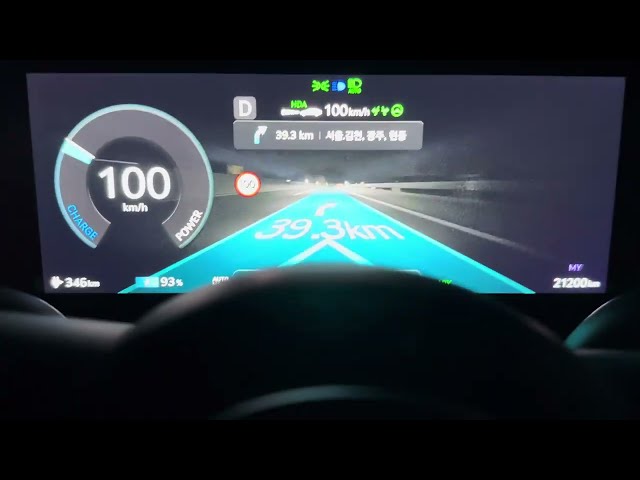 2023 제네시스 GV60 퍼포먼스 (JW1) 정속 주행 / 2023 Genesis GV60 Performance autopilot demonstration