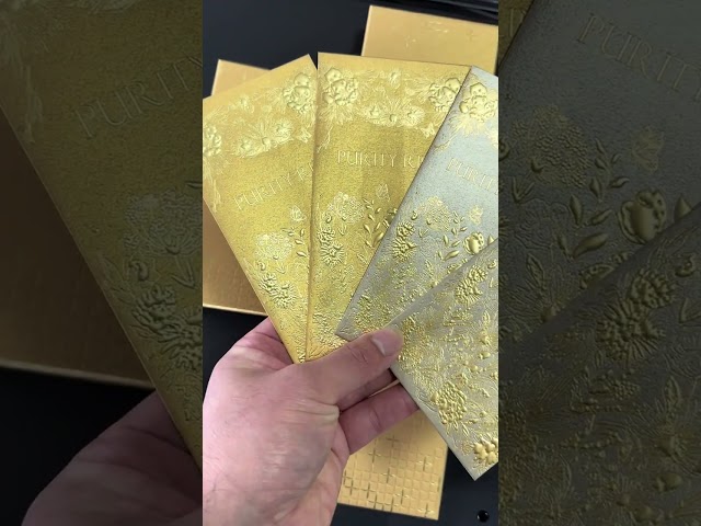 Red Envelopes with Embossed Gold: A Stunning Sight from the Printing Factory