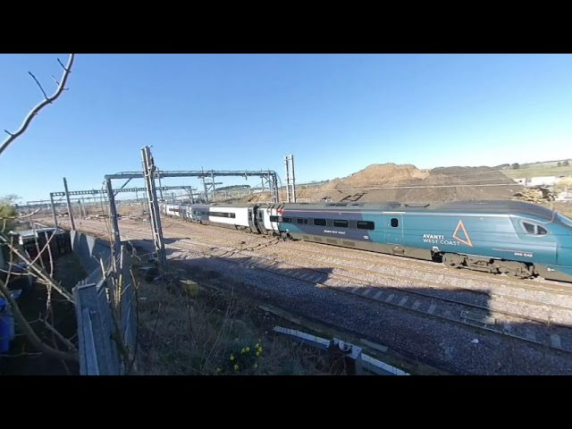 Pendolino 390042 passing Carstairs South Junction on 27-03-2023 at 1648 in VR180