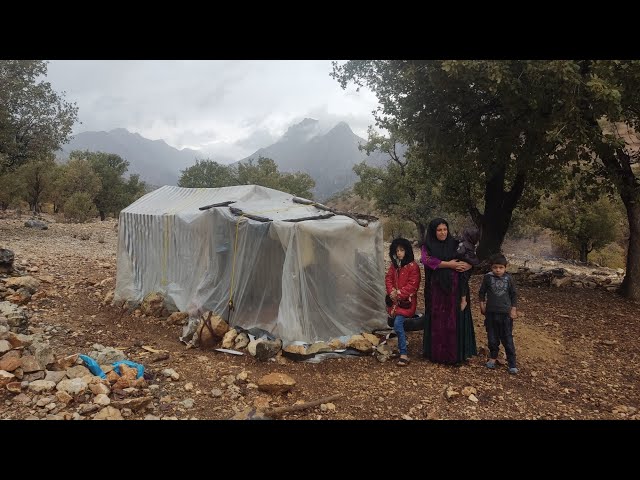 Iran's nomadic life: trying to survive the storm and heavy rain in Koho, making lunch Zahra'sfamily