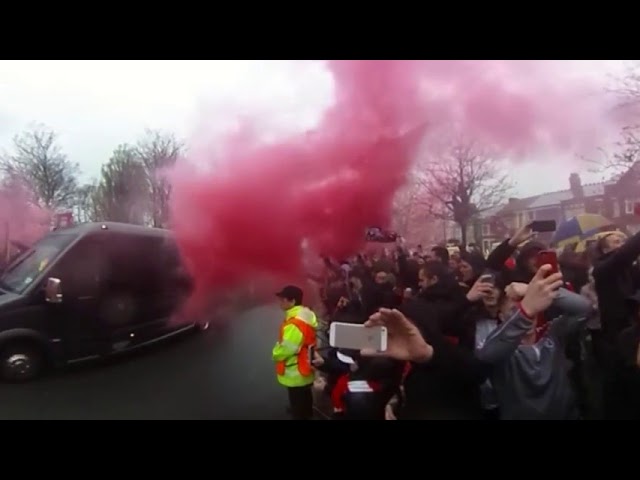 20180424 LFC ROMA UCL SEMI FINAL TEAM BUS ARRIVING