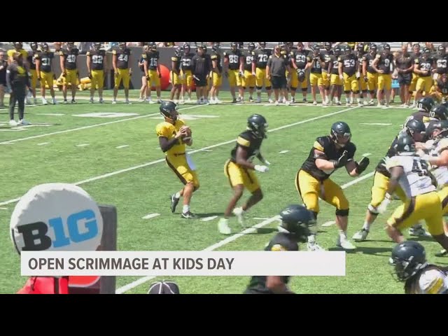 Open scrimmage at University of Iowa's Kids Day