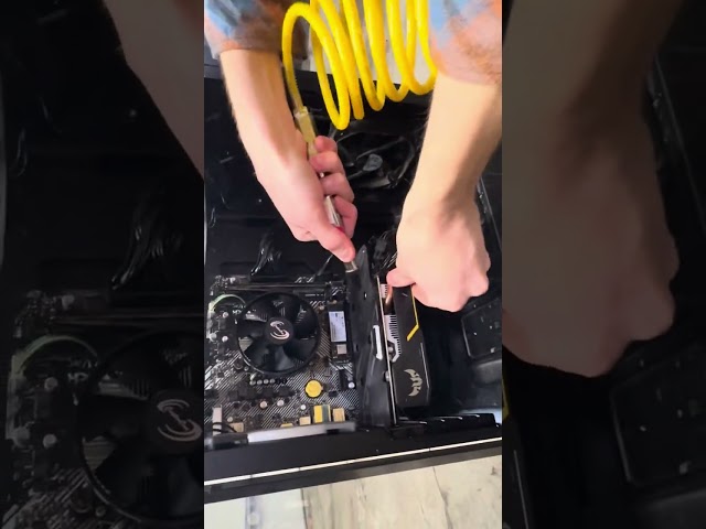 POV:Little brother asked you to clean his pc #shorts #gaming #pc