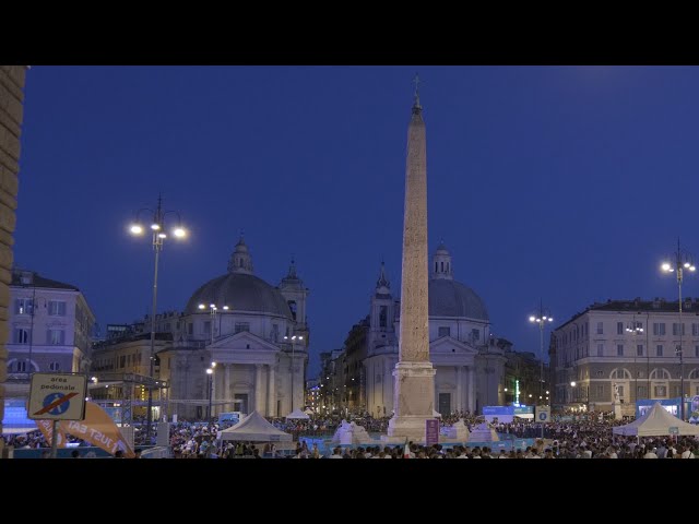 [4K HDR] Night walk during the match Italy-Spain of Euro 2020  | Rome, Italy | Slow TV