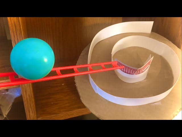 Follow the Blue Ball (Chain Reaction Machine) | Creezy