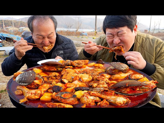 [해물 닭볶음탕] 아귀와 조개, 미더덕까지 해물 가득 넣은 해물 닭볶음탕! (Braised Chicken with Seafood) 요리&먹방 - Mukbang eating show