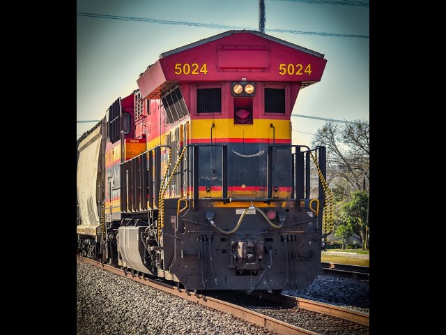 A CP/KCS (CPKC) 1x1 Loaded Grain Train!  (Rosenberg, Tx)