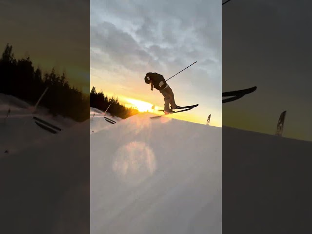 Golden hour |  #freestyle #ski #2025 #skiseason #winterseason #wintersports #skiing #freestyleski