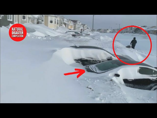 CRAZY SNOW STORM Blizzard in Alberta Canada