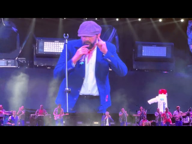 Juan Luis Guerra con su increíble presentación en #barranquilla 🇨🇴