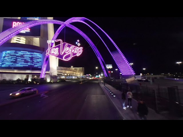 Vegas Strip on the Deuce: 8K 3D 180° VR Bus Experience at night, just people watching and cruising!