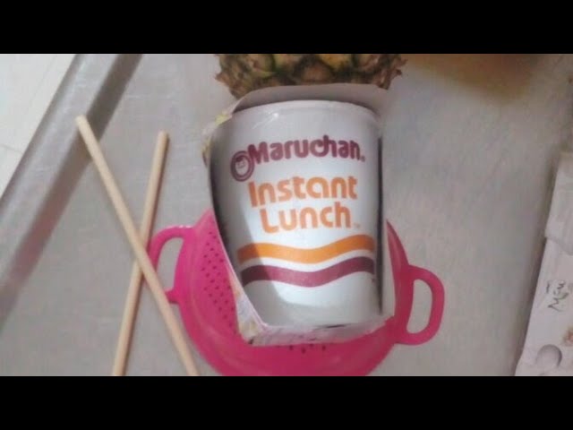 Probando Maruchan Ramen Y Con Palitos Chinos Por Primera Vez