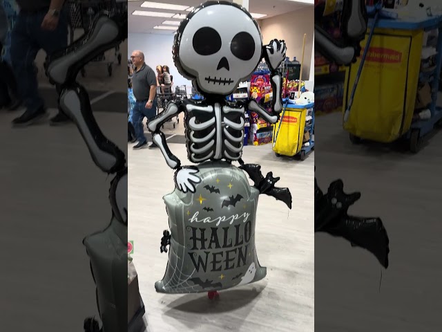 Happy Halloween #festival #halloween skeleton balloon to scare kids