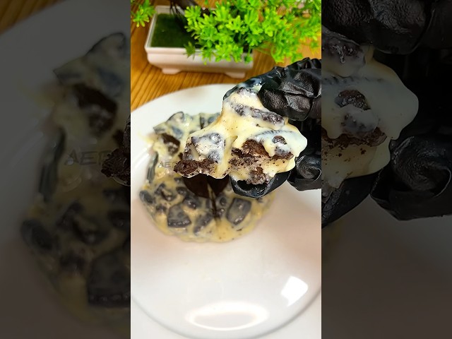 The Ultimate No-Bake Oreo Fudge: Only 3 Ingredients🤩!#shorts #viral #trending