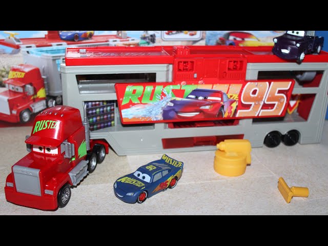 Mattel Disney Cars Color Changers Mobile Paint Shop Mack - Rust-eze Racing Center Lightning McQueen