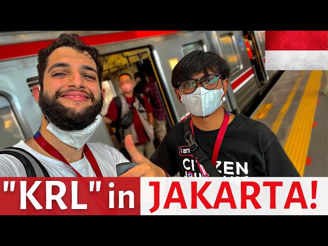 "KRL" is Good?! 🇮🇩 - Trying KRL in Jakarta❗️🇮🇩 - Collab with Aksanation!