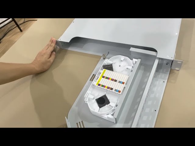 How to choose a convenient patch panel - Drawer Type Patch panel