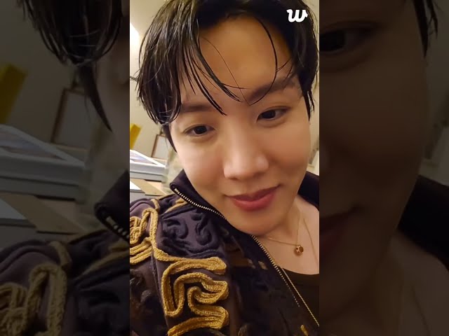 BTS J-Hope Full Weverse LIVE Talking about "red carpet" & Gala Des Piéces Jaunes #jhope #junghoseok