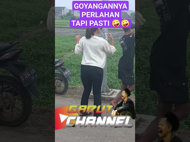 GOYANGANNYA PERLAHAN TAPI PASTI🤪🤪 #musik#dangdut#bajidor#laguminang#hiburan#viral#viraltiktok#shorts