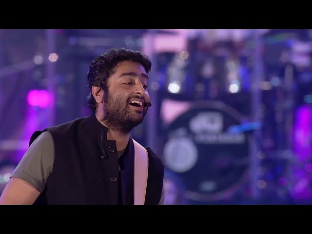 Tum Hi Ho - Aditya Roy Kapur, Shraddha Kapoor | Aashiqui 2 | Arijit Singh Live MTV India Tour