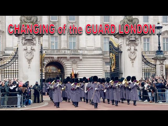 CHANGING THE GUARD LONDON BUCKINGHAM PALACE Band of the Welsh Guards NEW 💂‍♀️