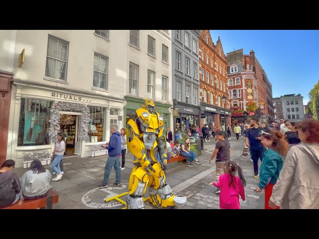 London, England 🇬🇧 WEST END WALK, The Mall to Soho via Piccadilly & Covent Garden | 4K HDR Binaural