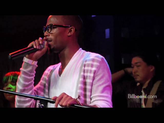 B.o.B - "Nothin' On You" LIVE!