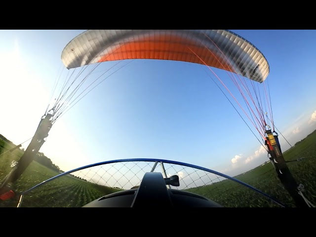 360 Degree Video -Buzzing The Corn Field