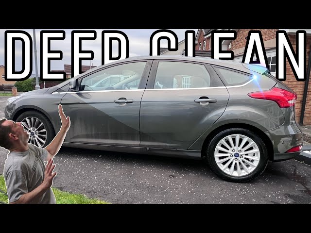 [Deep Clean] Ford Focus gets 8 years of grime removed to reveal astonishing results! #autodetailing